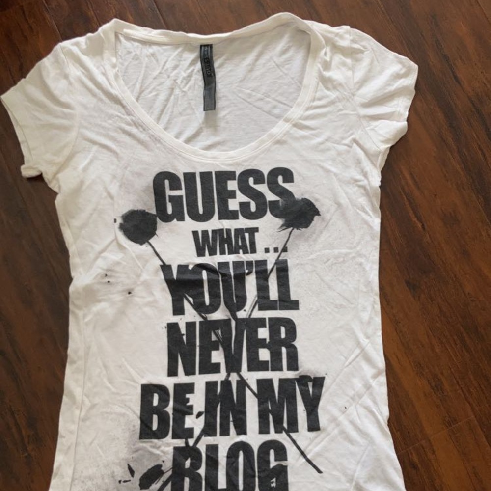 T-shirt casual Guess